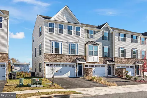 1711 Mel Ln, Newark, DE 19713