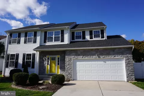 42 Wellspring Dr, Bear, DE 19701
