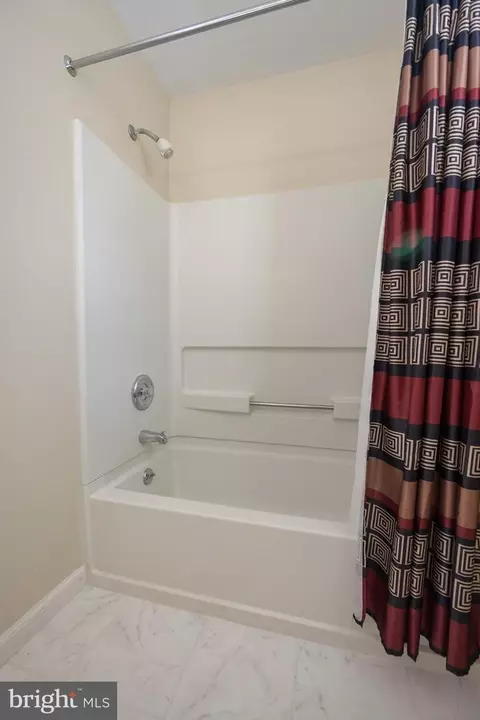 24 Davis Dr, Newark, DE 19702 photo 42