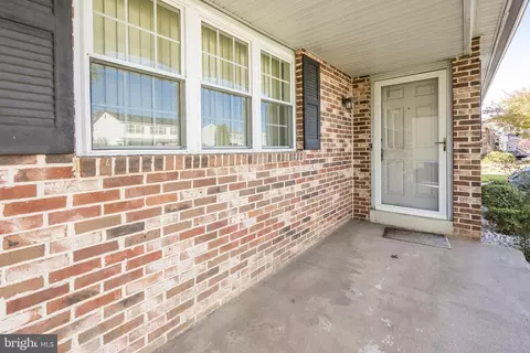 24 Davis Dr, Newark, DE 19702 photo 3