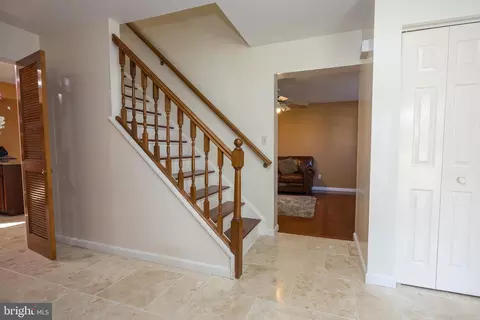 24 Davis Dr, Newark, DE 19702 photo 4