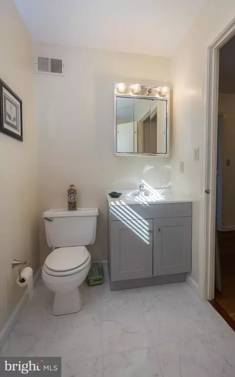 24 Davis Dr, Newark, DE 19702 photo 41
