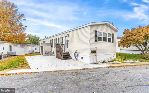 403 5th Ave #239, Wilmington, DE 19808