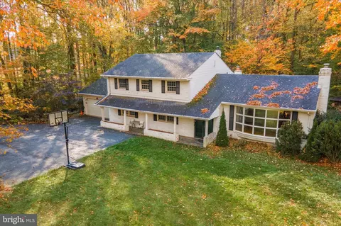204 N Pembrey Dr, Wilmington, DE 19803