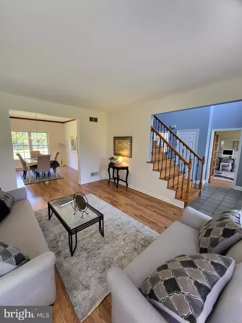 Living - 209 Ernest Dr, Middletown, DE 19709 photo 3 of 7