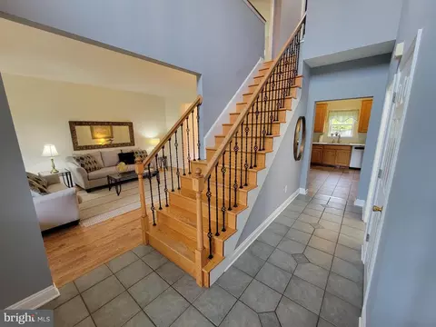 Entry Way - 209 Ernest Dr, Middletown, DE 19709 photo 4 of 4