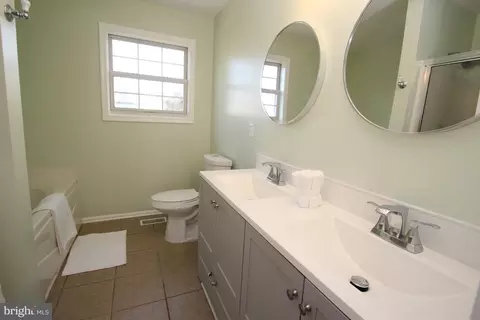 7 Lyon Ct, Newark, DE 19702 photo 13