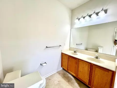 413 Sweetman Dr, Bear, DE 19701 photo 10