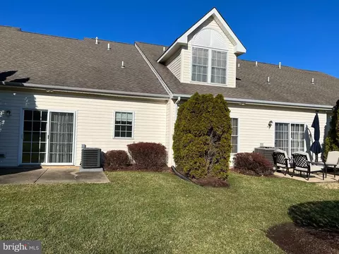 413 Sweetman Dr, Bear, DE 19701 photo 6
