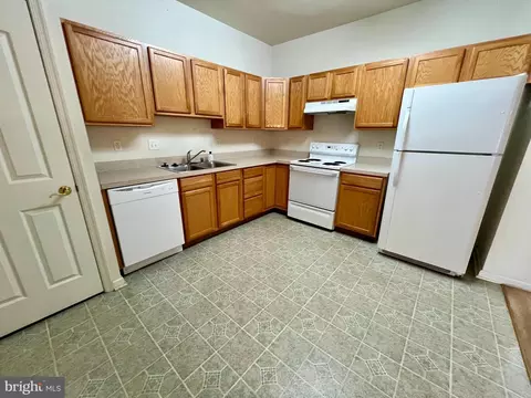 413 Sweetman Dr, Bear, DE 19701 photo 12
