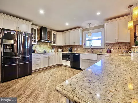 220 Caravel Dr, Bear, DE 19701 photo 6