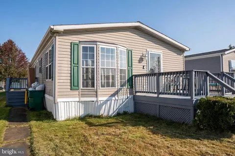 6 Kristen Marie Ct #718, Bear, DE 19701
