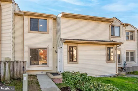 9 Erbitea Ln, New Castle, DE 19720