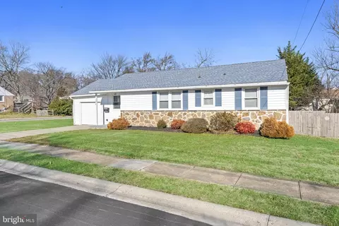 225 New York Ave, Claymont, DE 19703