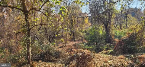 814 Auburn Mill Rd, Hockessin, DE 19707