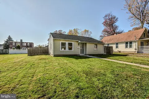 12 Yale Ave, Claymont, DE 19703