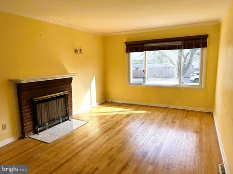 713 Ellen Dr, Bear, DE 19701 photo 4