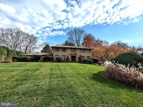 3910 Heather Dr, Greenville, DE 19807