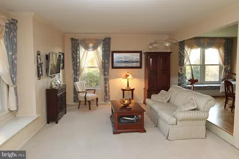 219 Harris Cir, Newark, DE 19711 photo 6