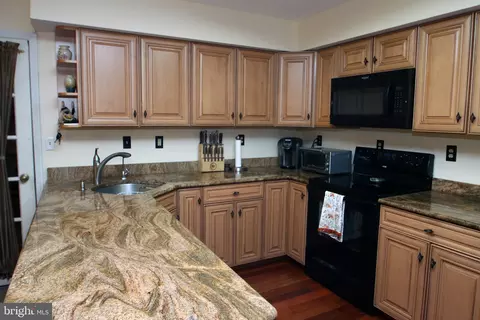 219 Harris Cir, Newark, DE 19711 photo 10