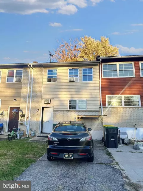 12 Kingston Rd, New Castle, DE 19720