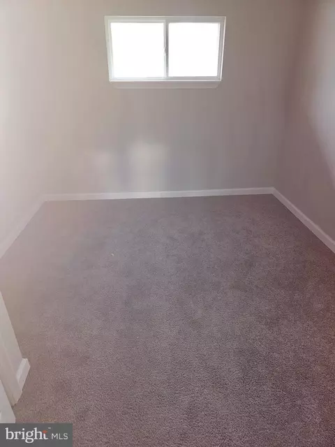 4 Meadow Ln, Newark, DE 19713 photo 5