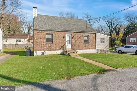 101 W Holly Oak Rd, Wilmington, DE 19809