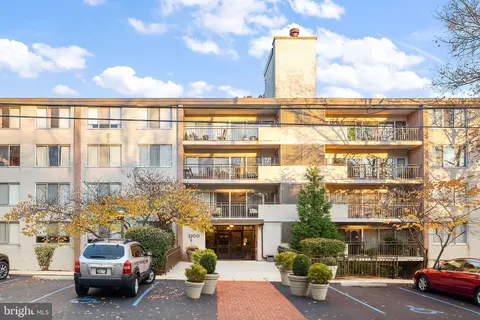 2300 Riddle Ave #104A, Wilmington, DE 19806