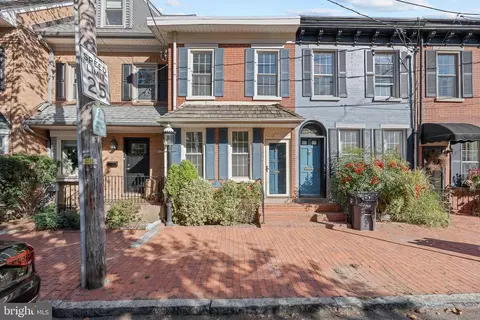 905 Lovering Ave, Wilmington, DE 19806