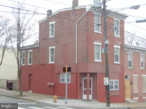 1135 Lancaster Ave, Wilmington, DE 19805
