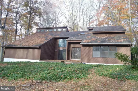 30 Meteor Ct, Newark, DE 19711