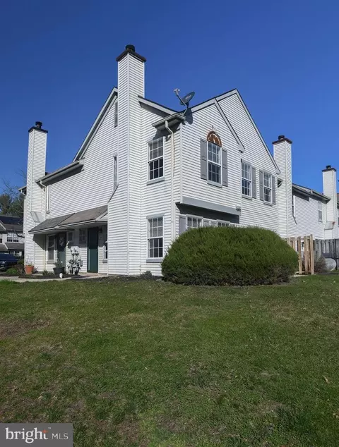 404 Stonebridge Blvd, New Castle, DE 19720