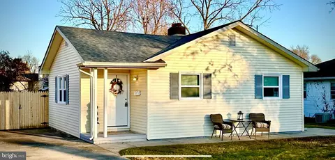 2333 Katherine Ave, Wilmington, DE 19808
