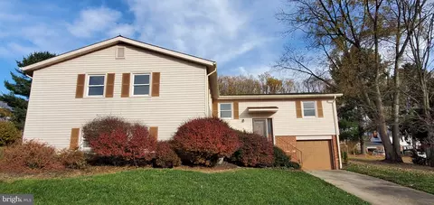 3 Pinyon Pine Cir, Wilmington, DE 19808