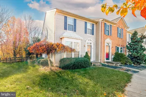 49 Alexis Dr, Newark, DE 19702