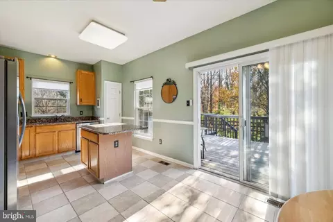 49 Alexis Dr, Newark, DE 19702 photo 6