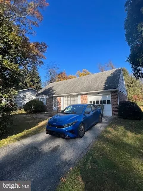 18 Ritter Ln, Newark, DE 19711