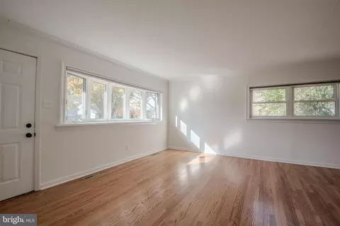 615 Shue Dr, Newark, DE 19713 photo 7