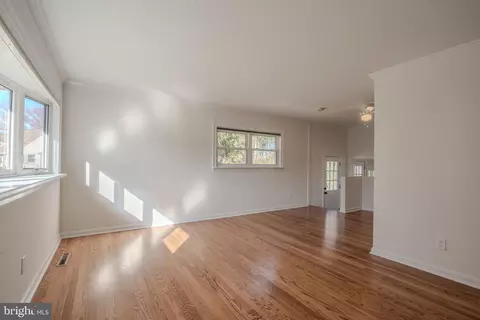 615 Shue Dr, Newark, DE 19713 photo 6
