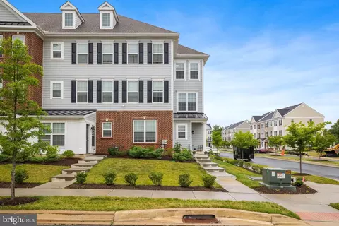 3759 Green St, Claymont, DE 19703