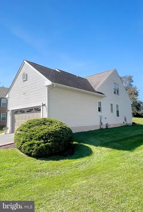 429 Haystack Dr, Newark, DE 19711 photo 3