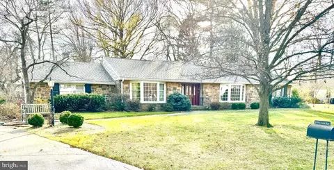 6 Pelham Rd, Wilmington, DE 19803