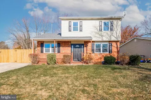 1 Douglas Dr, Bear, DE 19701