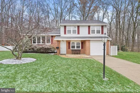 2020 Floral Dr, Wilmington, DE 19810