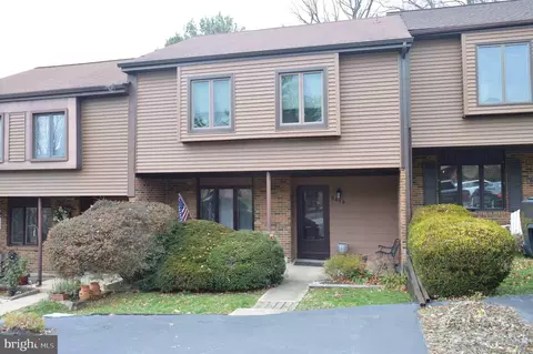 5449 Doral Dr, Wilmington, DE 19808