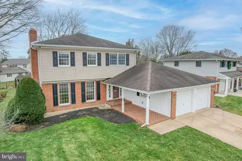 2624 Turnstone Dr, Wilmington, DE 19808
