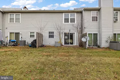 14 Warren Pl, Newark, DE 19702 photo 17