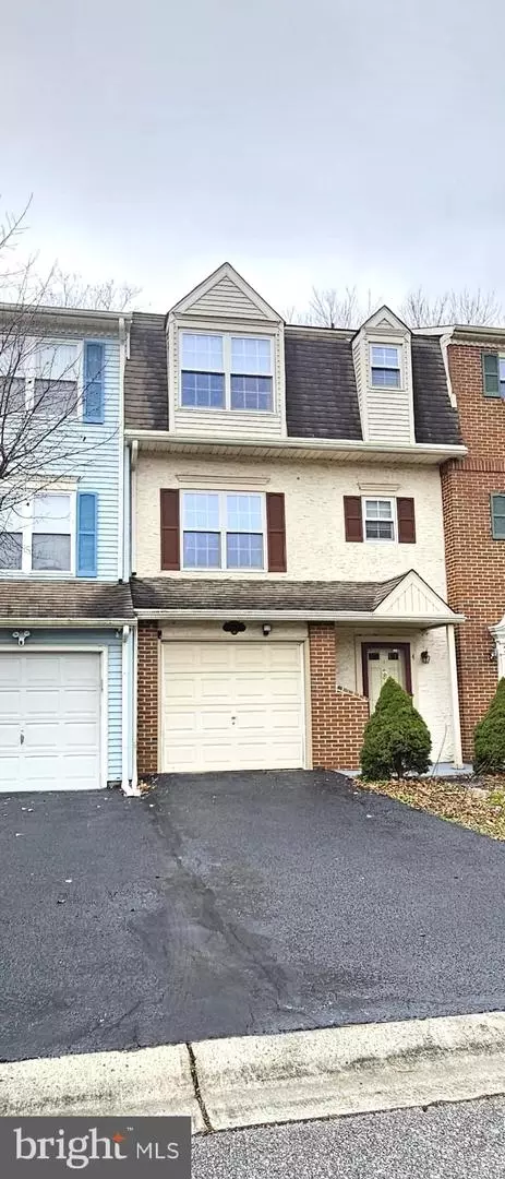 4 Evlon Ct, New Castle, DE 19720