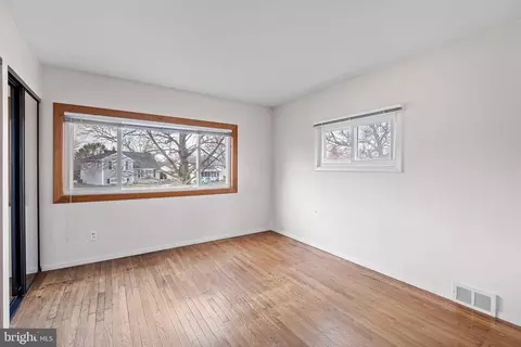 8 Matthews Rd, Newark, DE 19713 photo 14