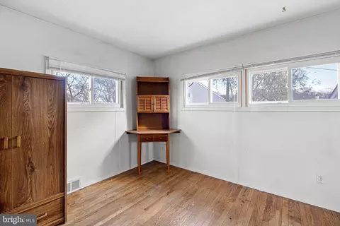 8 Matthews Rd, Newark, DE 19713 photo 16